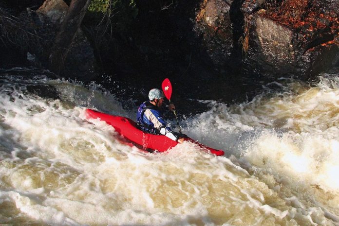 Whitewater kayaking in the updated Dagger Mamba