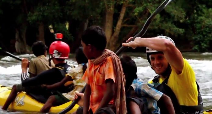 Screen Capture: Kayaking Extreme - India