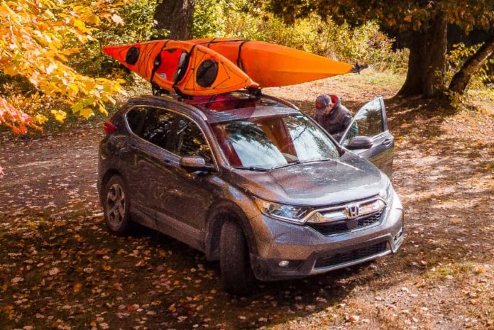 Roof rack on suv