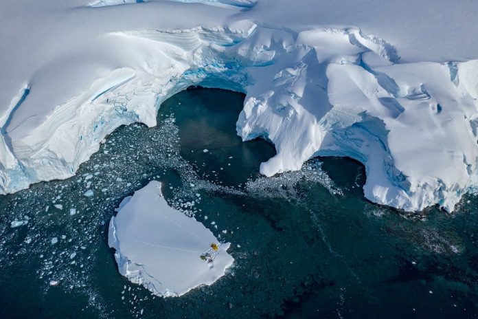 Antarctica is the coldest, windiest, driest and highest continent. Who’s in? | Photo: Steve Ruskay