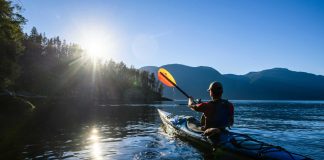 Whether or not you use a feathered paddle should depend on your paddling style and paddle length, according to author Brian Day. | Photo: Andrew Strain