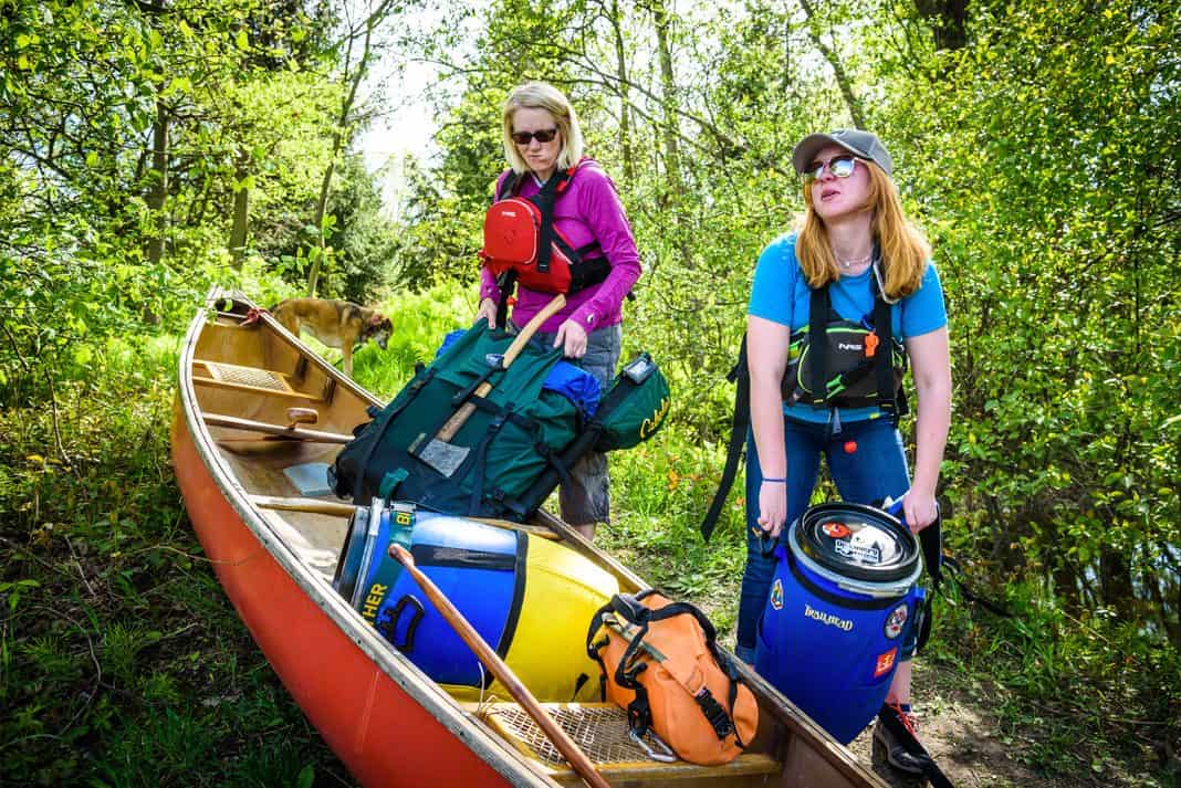 How to decide between blue barrel and canoe pack - Paddling Magazine