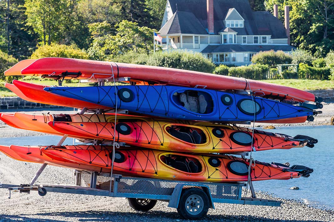 Will a Kayak Fit Inside My Car? Discover Space-Saving Solutions!