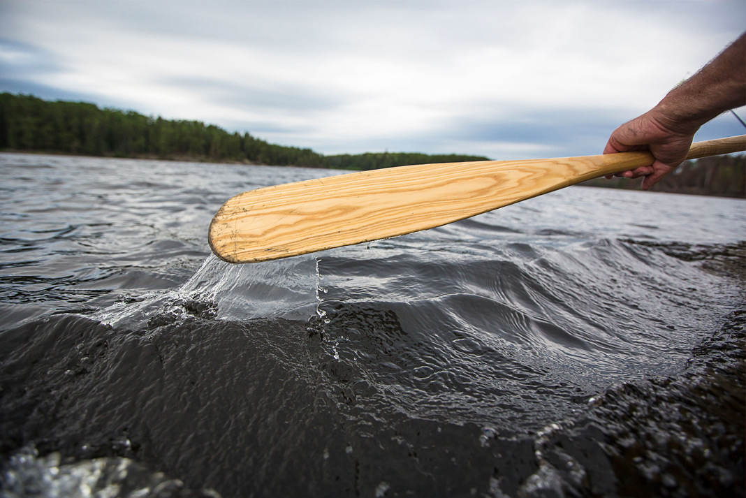 How To Canoe: Learn The Basics Of Launching, Paddling, Safety & More -  Paddling Magazine