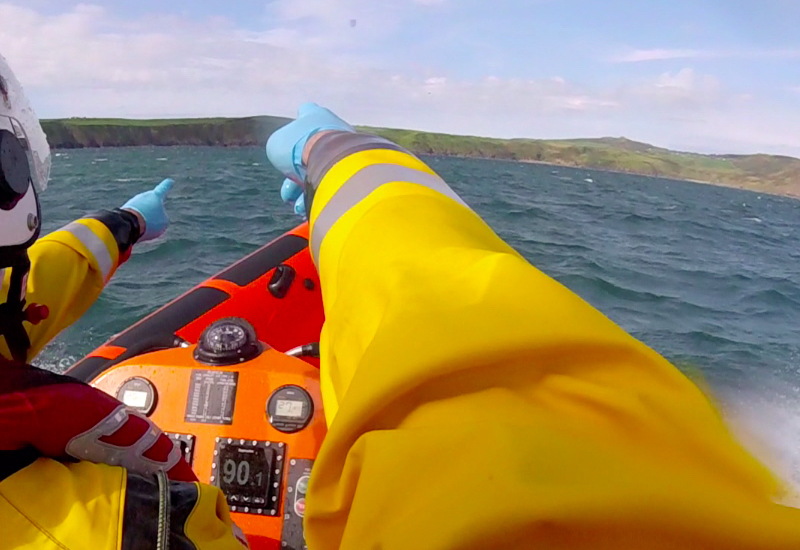 Paddleboard rescue off the coast, aided by a cell phone pouch