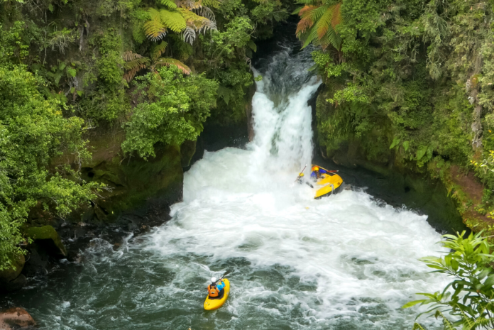 raft flips on tutea falls in new zealand