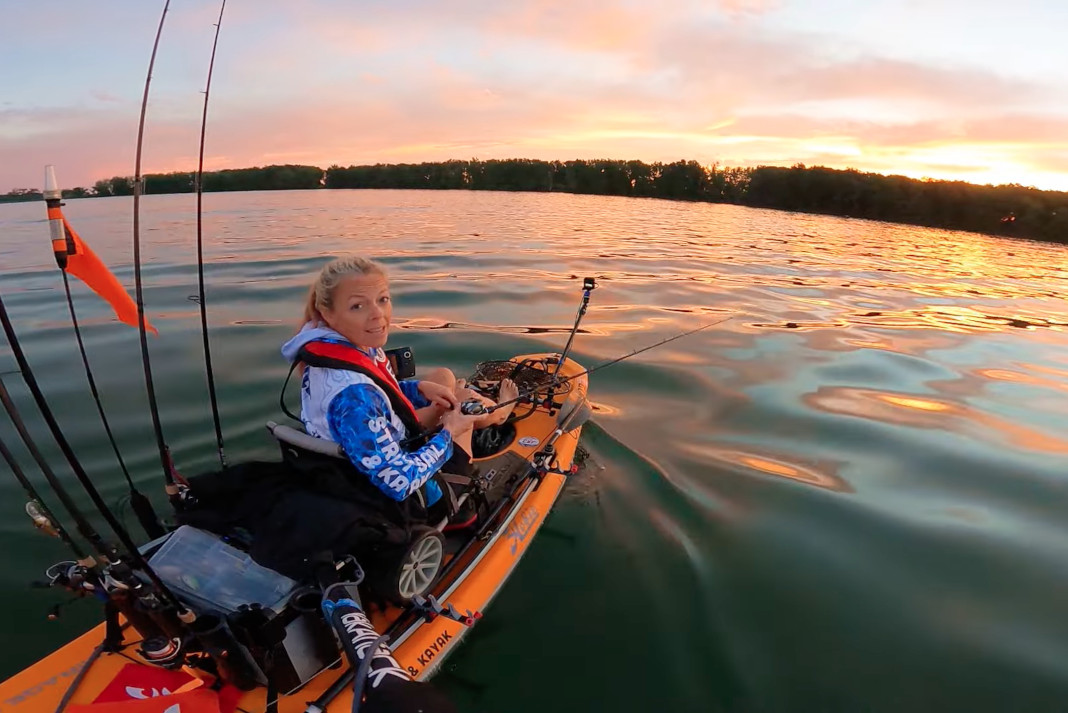 Lake Eerie Dawn Bass Fishing