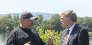Chad Hoover talks with Huntsville mayor