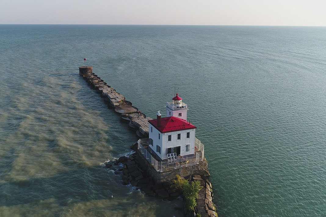 Ashtabula Lighthouse on Lake Erie in Ohio