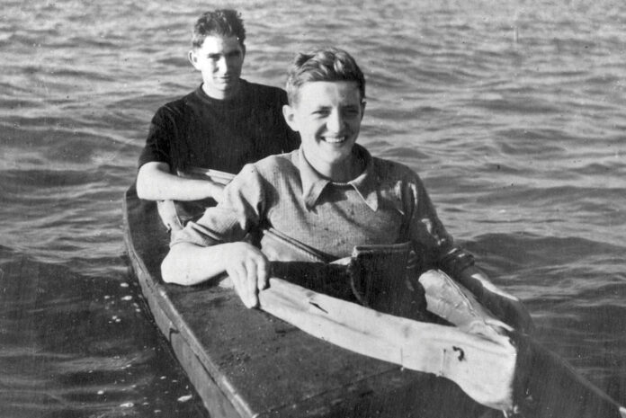 Brousse and Schlumberger in the kayak they used to sneak out of occupied France during World War 2