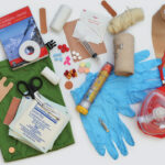 How To Make The Perfect DIY First Aid Kit