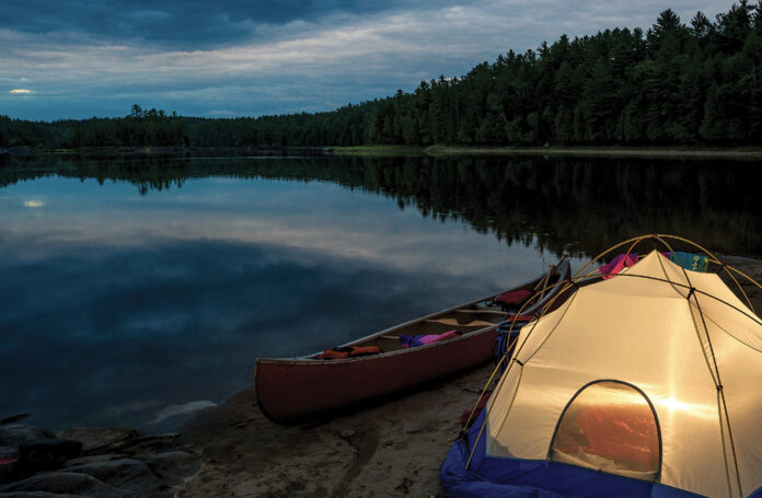 TENT VACATION). | PHOTO: ROBERT FAUBERT