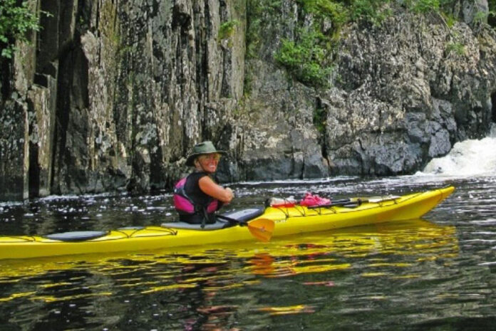 Dagger Roam 9.5 Sit-On-Top Kayak: Boat Review - Paddling Magazine