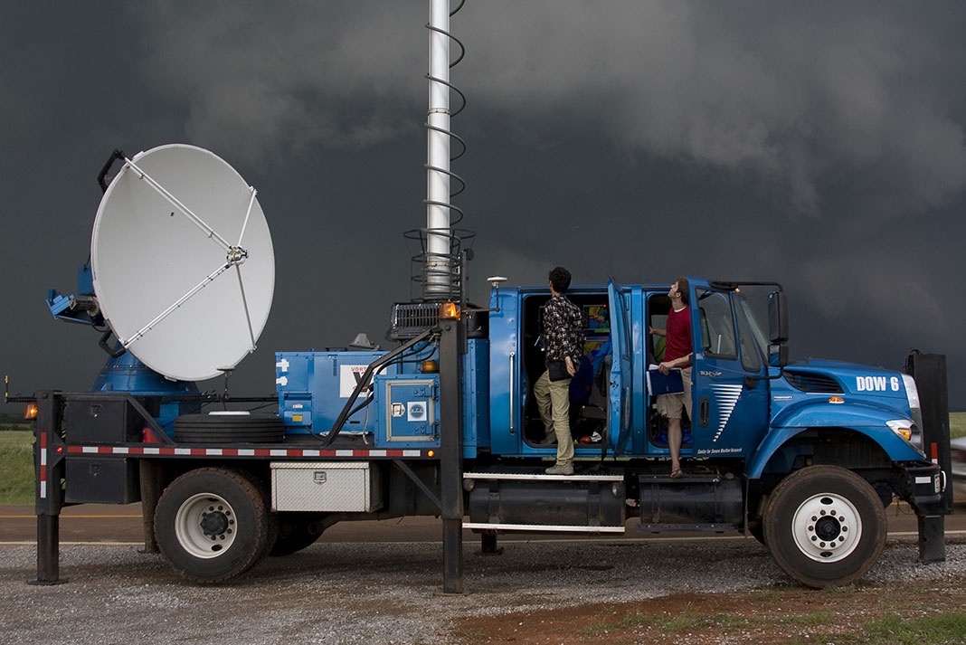a storm-tracking Doppler radar truck from the NOAA
