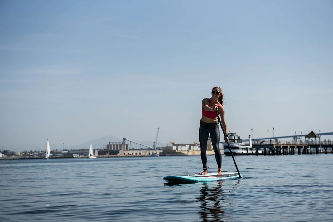 thumbnail image 2 of GYMAX 6FT Stand Up Paddle Board - Lightweight Surfboard With Removable Fins & Safety Leash 2 of 14