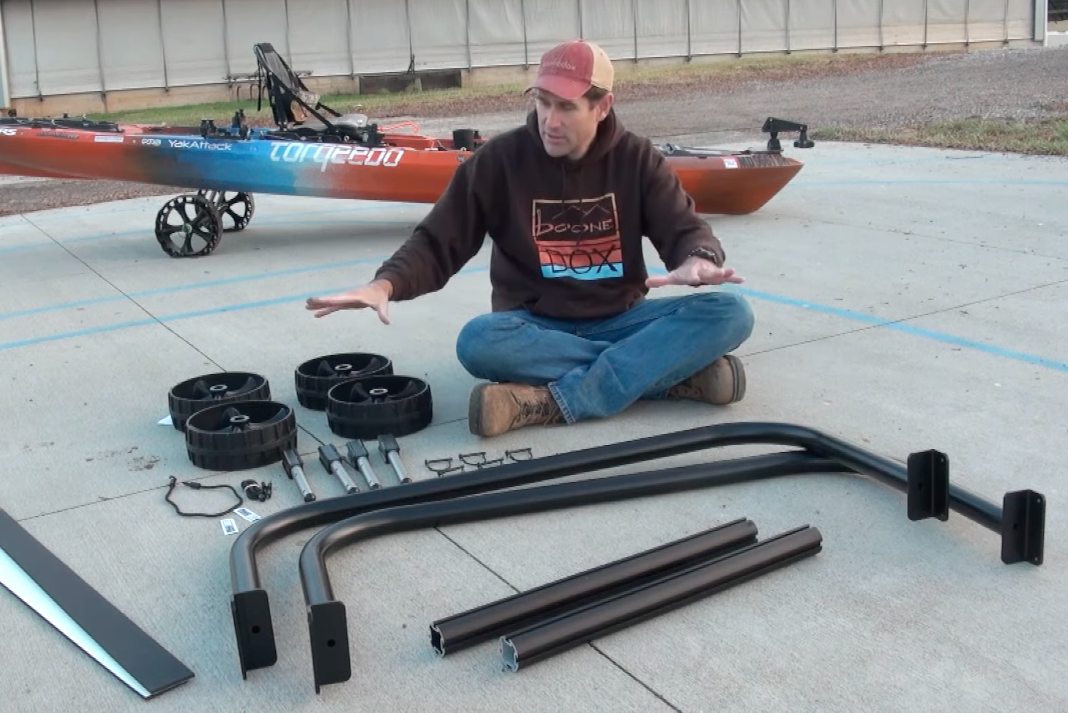 The parts of the Boonedox Rigging Stand