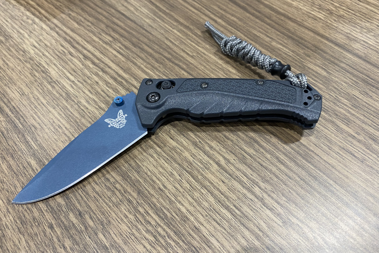 Benchmade Mini Adira folding knife