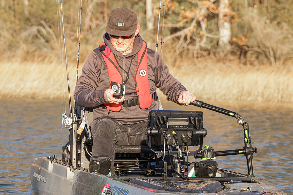 Control the Force Current with a handheld remote or wireless foot pedals