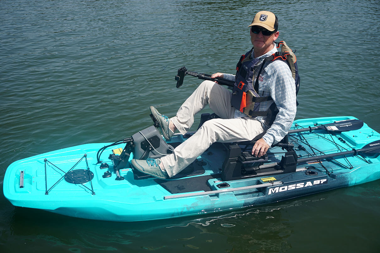 Kayak Angler editor Ric Burnley test drives a VoyaX Mossa 97 fishing kayak