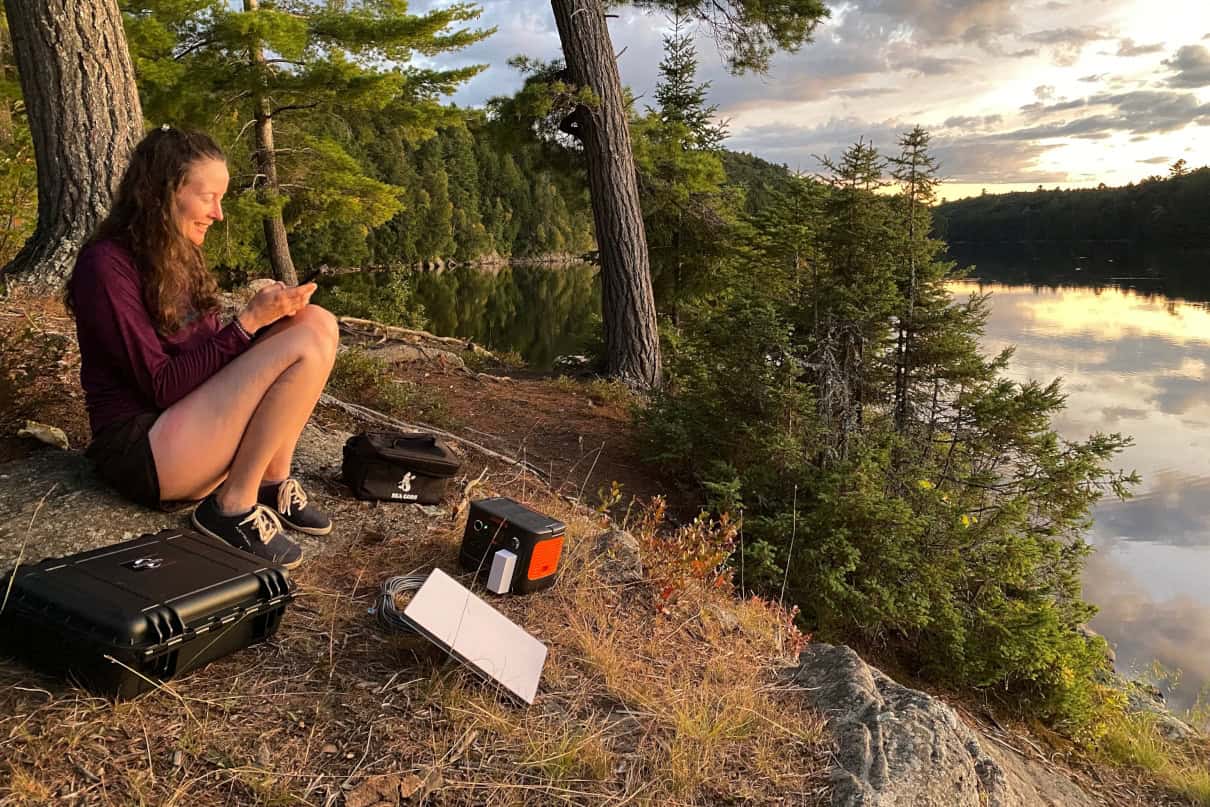 Editor Kaydi Pyette staying connected to the office with the Starlink Mini.