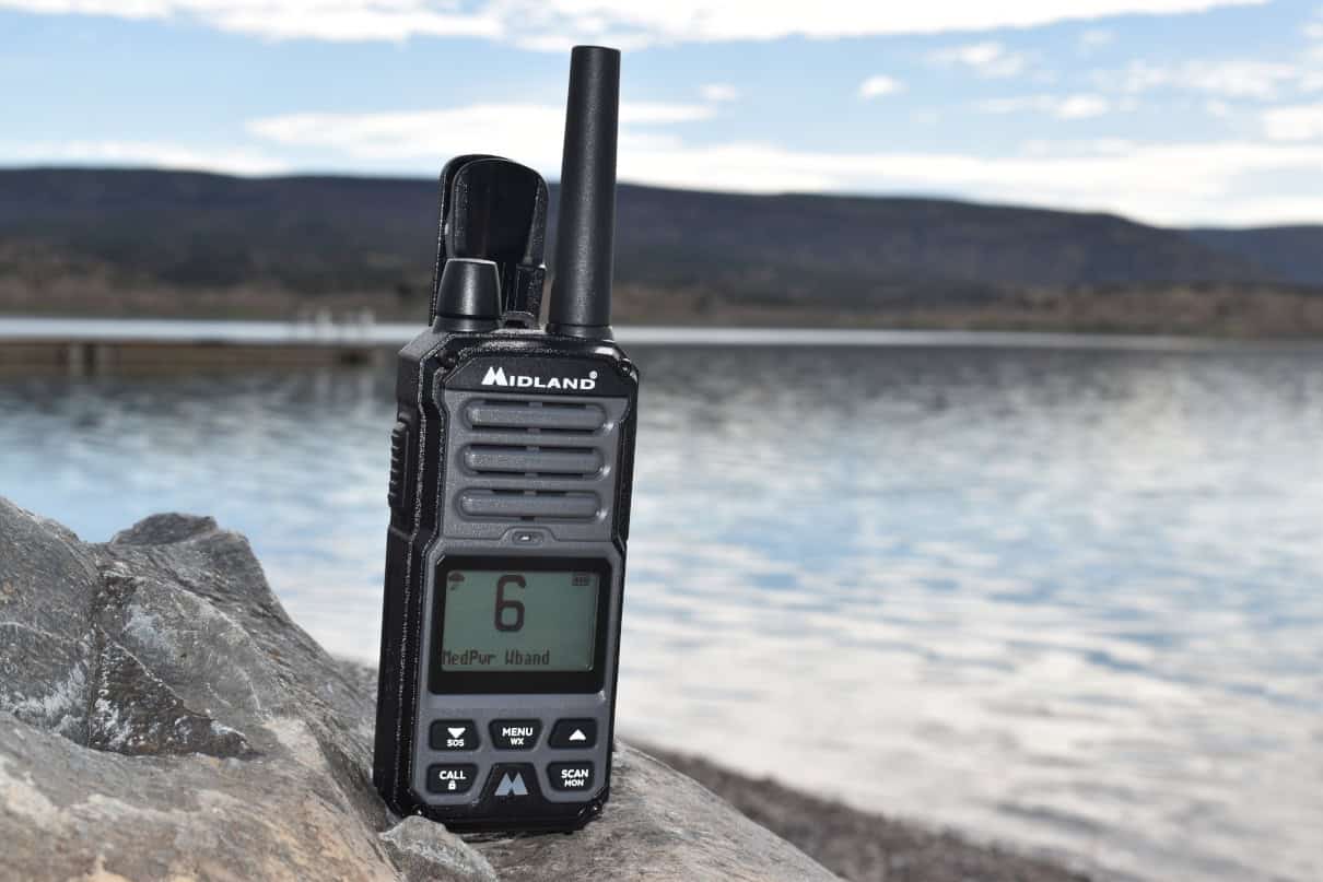 Midland GXT67 PRO two-way radio.